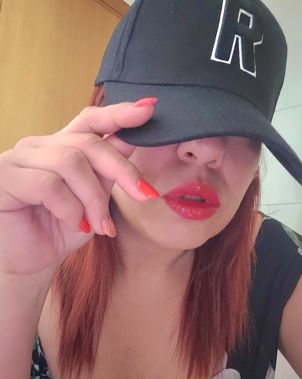 Tetona culazo fiestera packhoras madura tatuada cañera