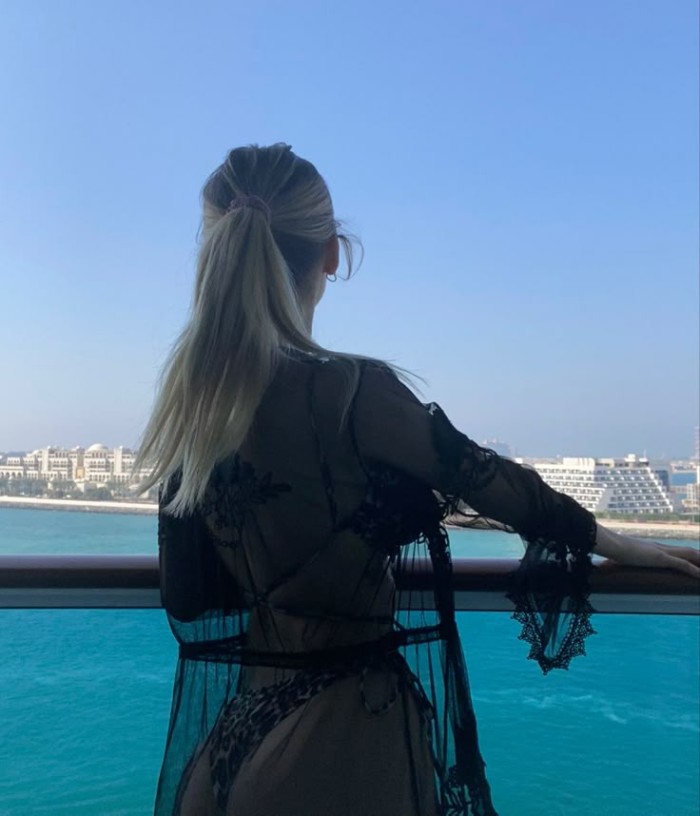 venezolana caliente fiestera