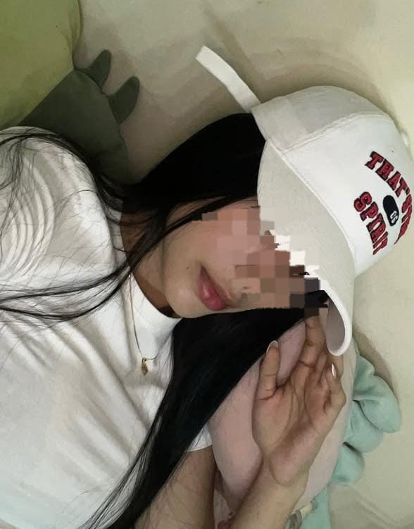 novedad JOVENCITA CARIÑOSA Y MUY CACHONDA