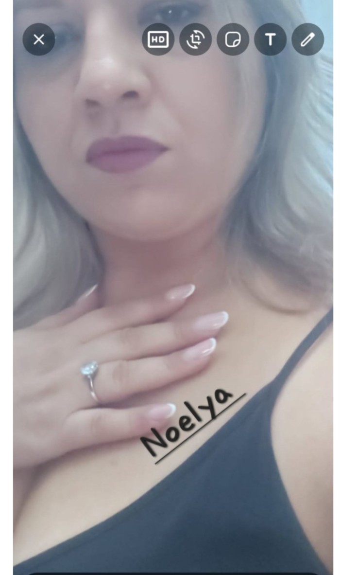 Buenos días y tardes. Doy masajes de buena calida