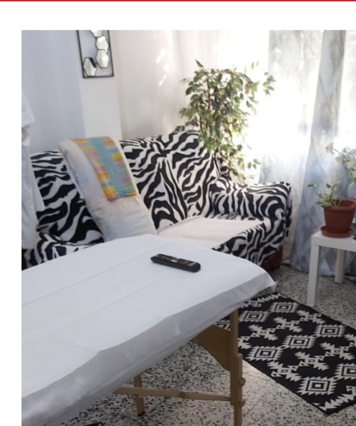 Buenos días y tardes. Doy masajes de buena calida