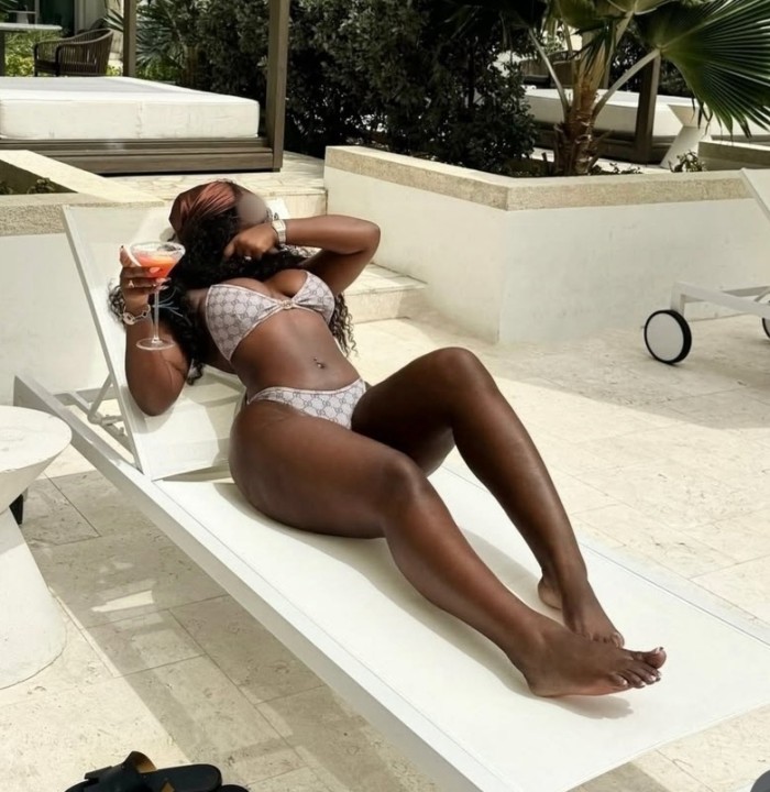 Multiorgásmica.. juega con mi coño