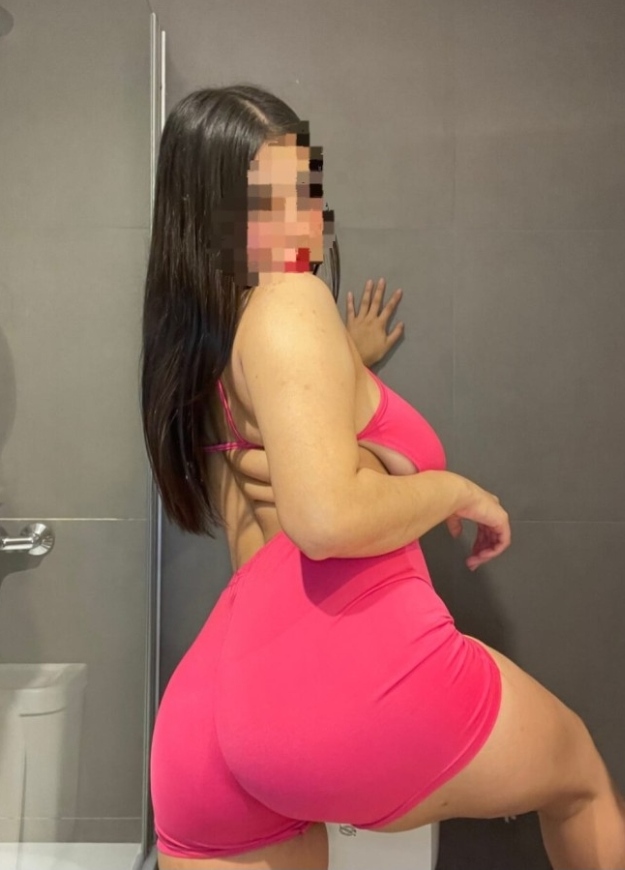 Chica risueña muy dulce y muy implicada