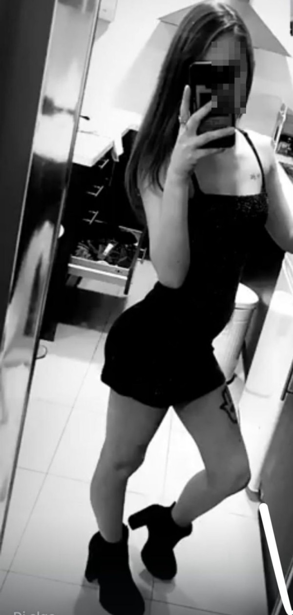 EMMA ITALIANA 22 AÑITOS