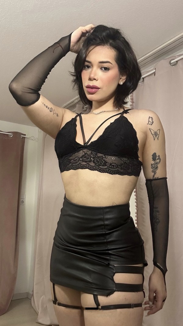 TsAlexa fiestera y muy guarra, culo grande EN TORREVIEJA