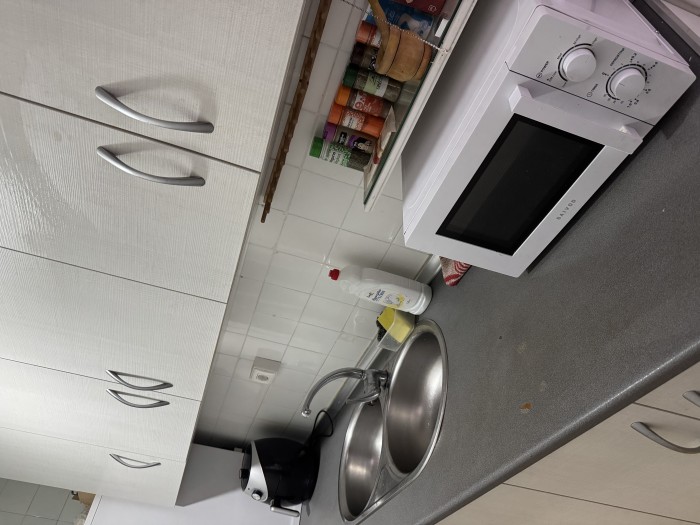 Habitaciónes disponibles en Granada (CENTRO)