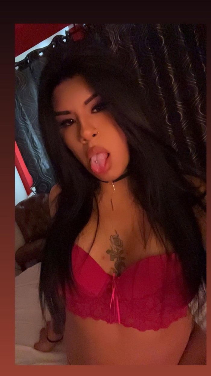 Malena morocha argentina juguetona y fiestera