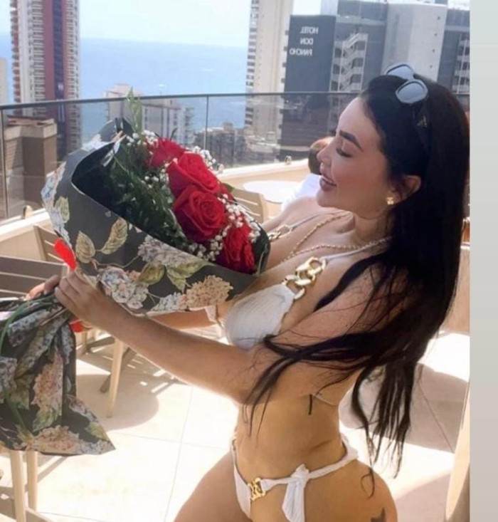 UNA LATINA BIEN GUARRITA EN GANDIA