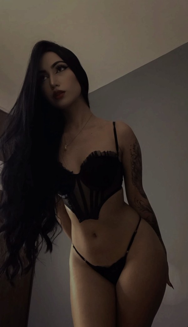 Soy Sara una joven y encantara chica en tu ciudad