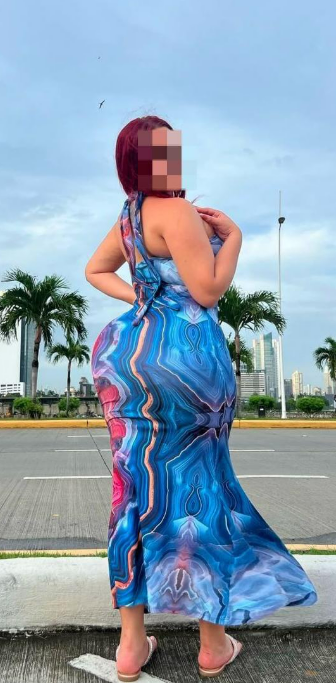 GOLOSA Y BIEN COMPLACIENTE