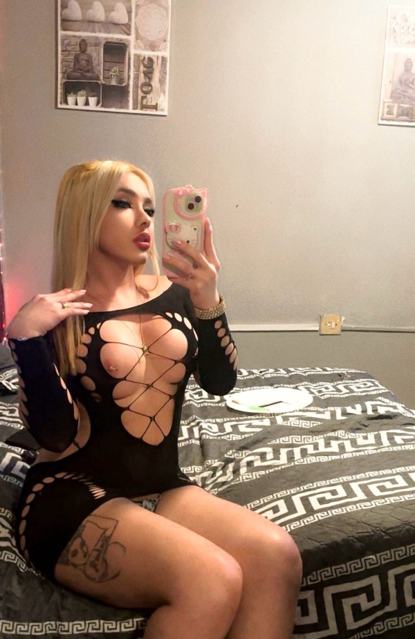 Trans de alto standing muy guapa