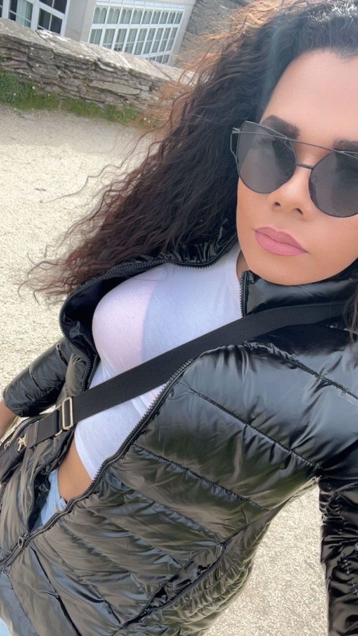 Glamurosa y simpática