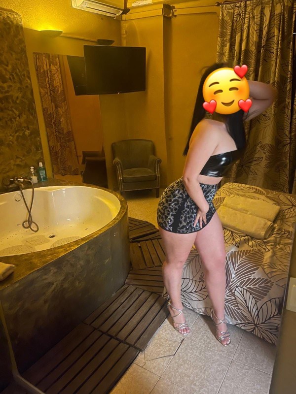 JOVENCITAS FIESTERAS MUY ATRACTIVAS FIESTERAS