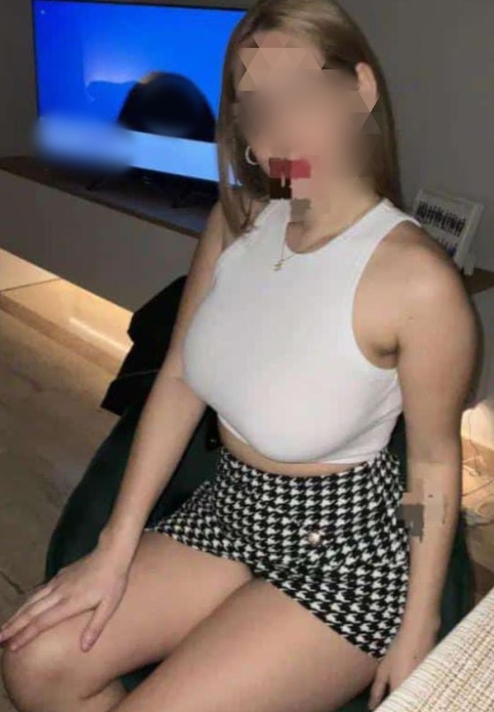 Chica con clase muy guapa belleza Latina