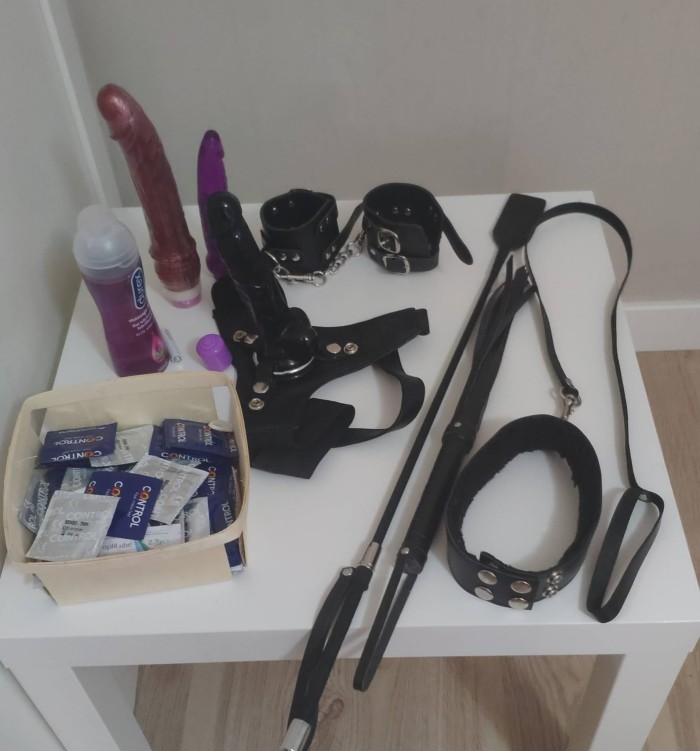 DÚPLEX CHICAS GUARRAS TE HAREMOS UNA DOBLE MAMADAS