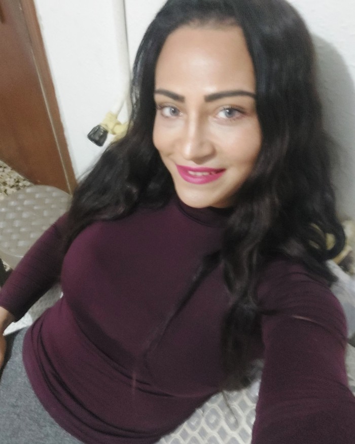 VAMOS GOZAR JUNTOS ACTIVA Y PASIVA BESOS SIN TABUS