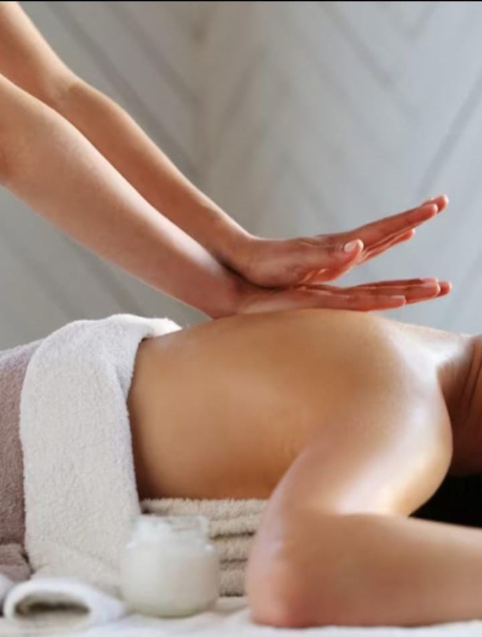 Rayan, masajista española, jogoza y ardiente