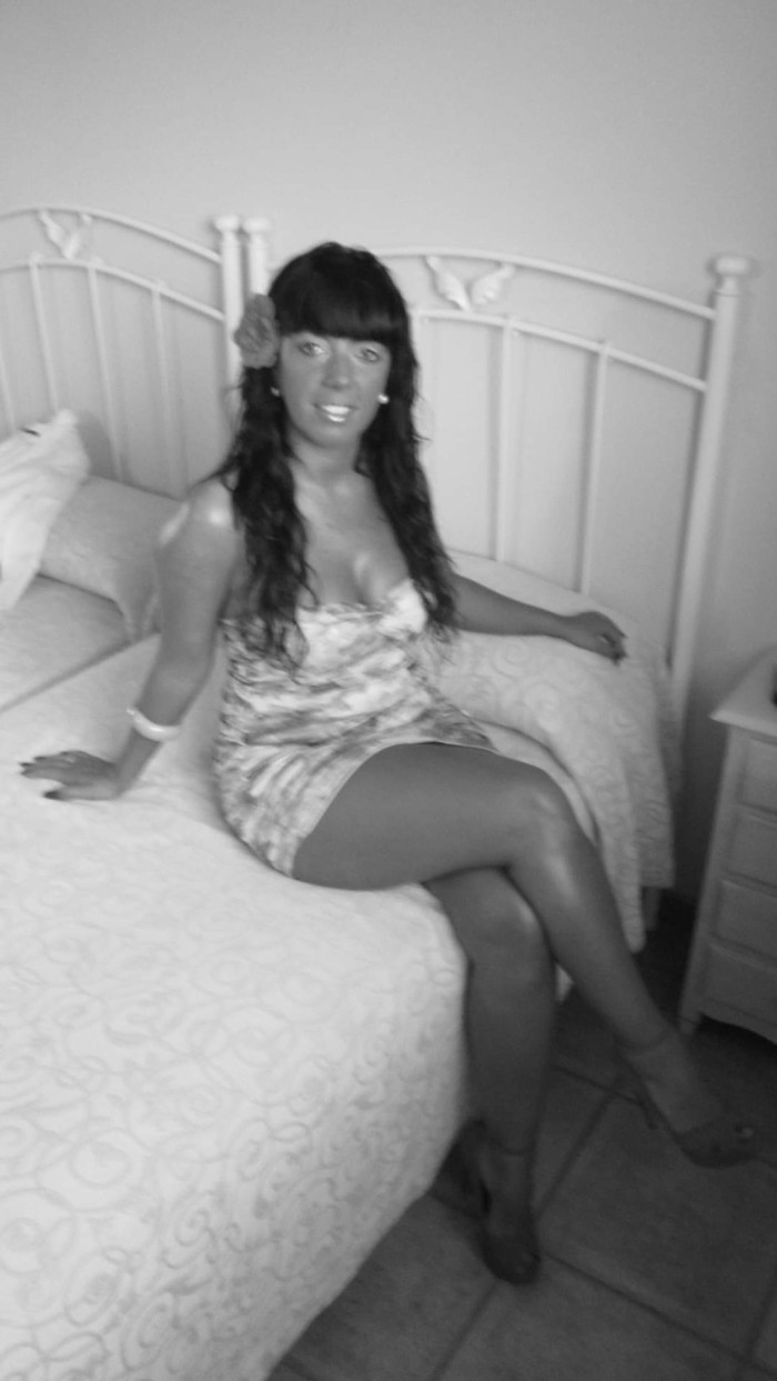 BOMBONCITO GALLEGO ESTOY EN ARES. LEER BIEN!!!!