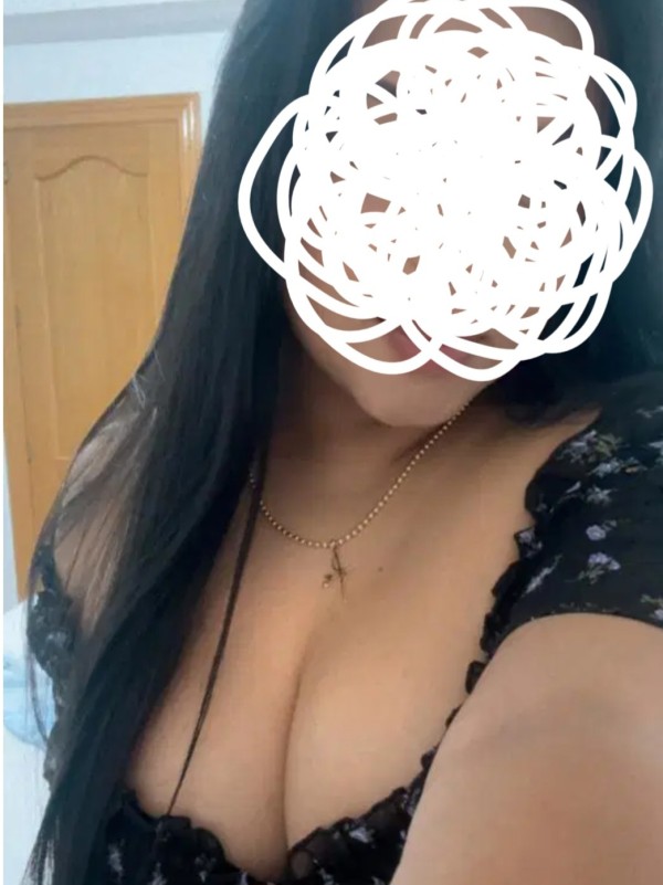 Novedad fiestera fotos reales súper cariño besucona cariñosa masajesta