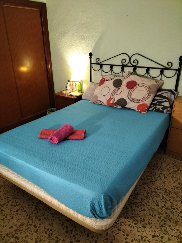 Alquiler de habitacione solo chica tranquila y que