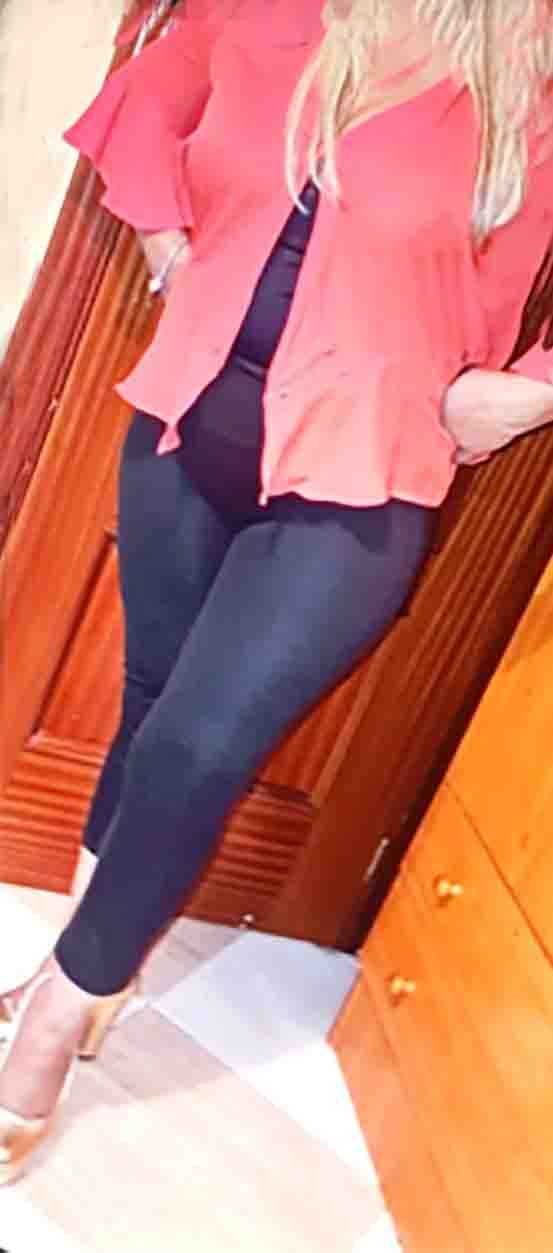 VICTORIA, nueva, recién llegada.