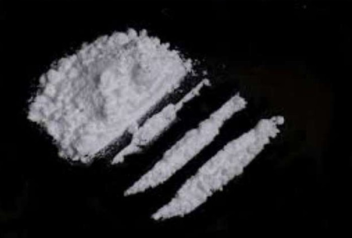 FIESTA BLANCA EN MI PISO PARTICULAR