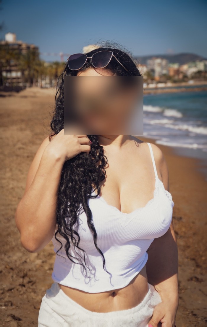 COMPRENSIVA Y SENSUAL MASAJIST