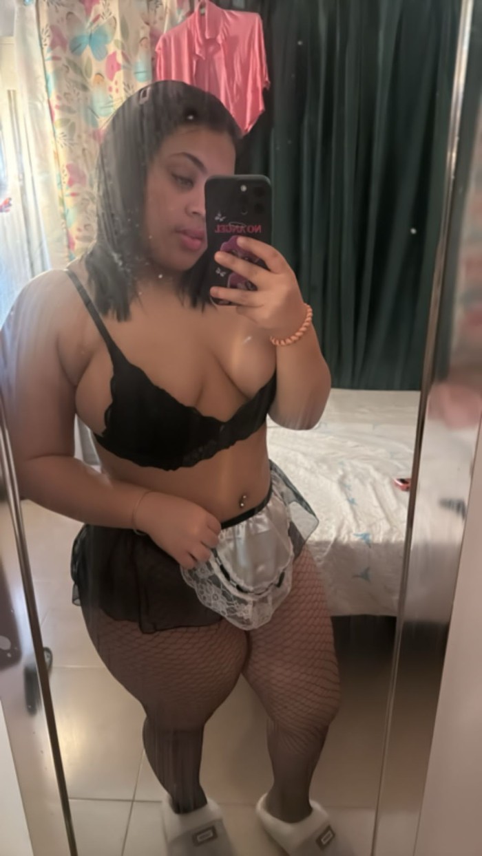 MAMARE TU POLLA AL TOPE