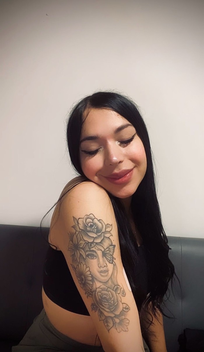 SENSUAL Y APASIONADA /SALIDAS