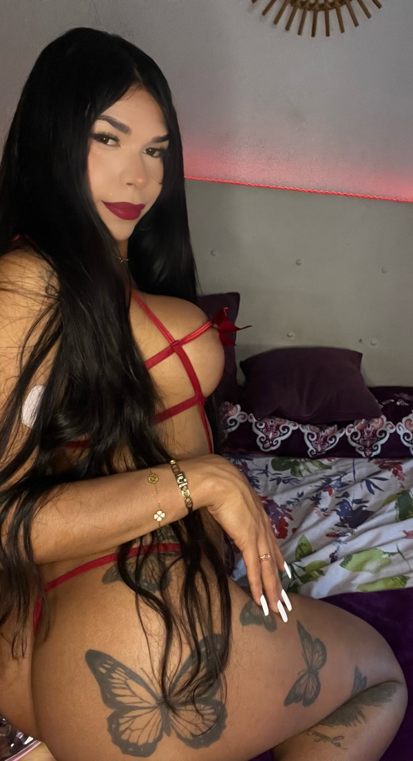 Exótica, jovencita, muy ardiente y cachonda