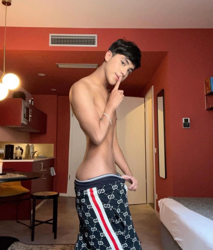 ValentinoFerrari disponible en Barcelona 24h