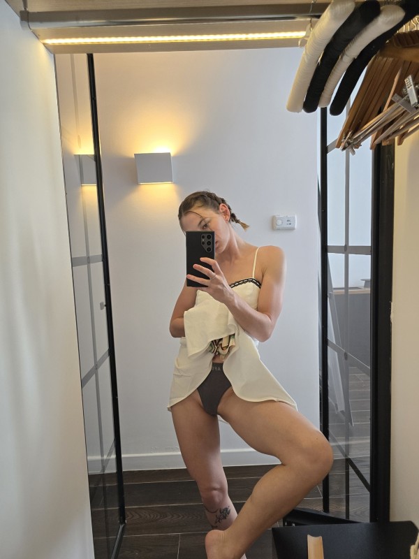 Whatsapp – videollamada / fotos / sexting / chat / pack vídeos caseros