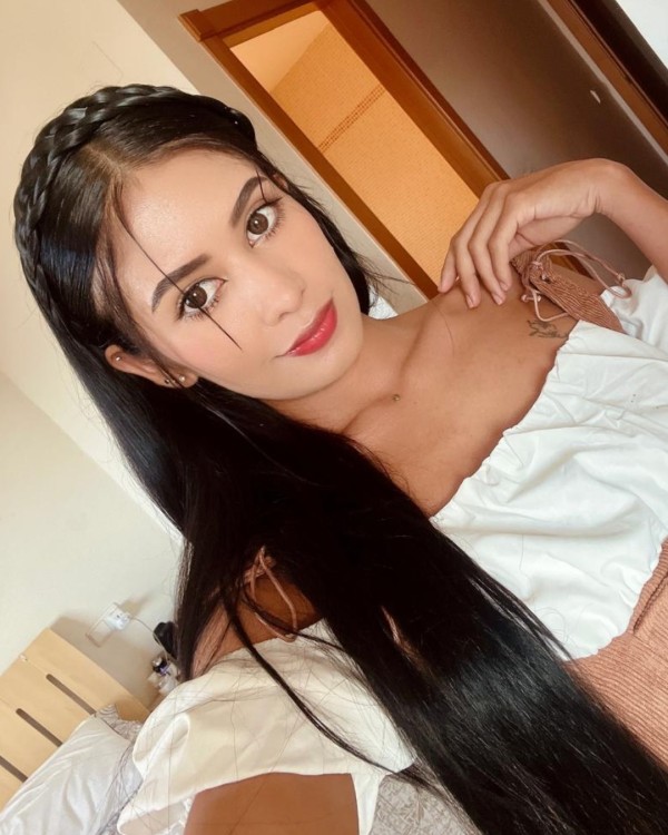 COLOMBIANA DE LUJO CON GANAS DE CONOCERTE