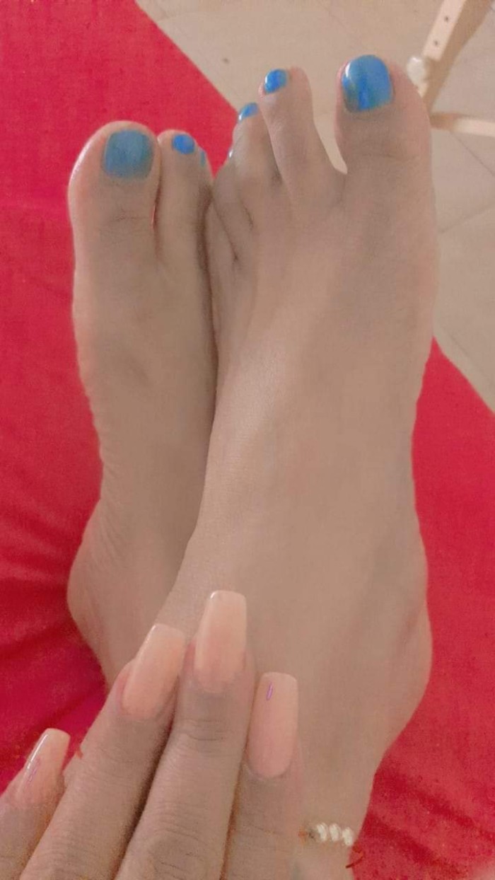 Morena fiestera colombiana