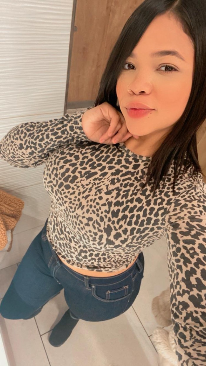 (I) LATINA SUPER COMPLACIENTE Y COMPLETA