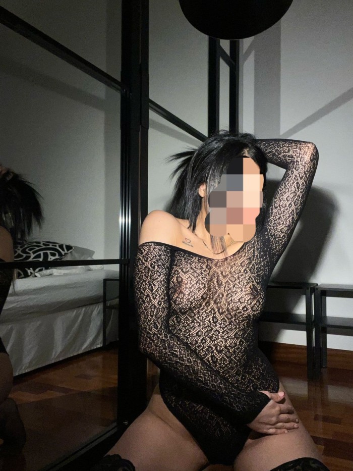 VIDEOLLAMADA TENGO MI CHOCHO LLENO DE LECHE PARA T