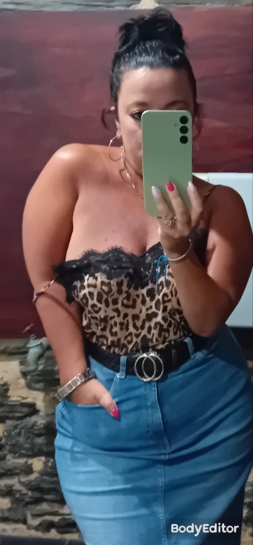 GALLEGA!! ESTOY EN ARES( UN PUEBLO DE FERROL)