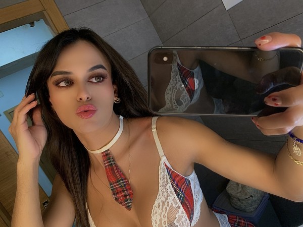 Apasionada a pasarla riquísimo, novedad Guapísima