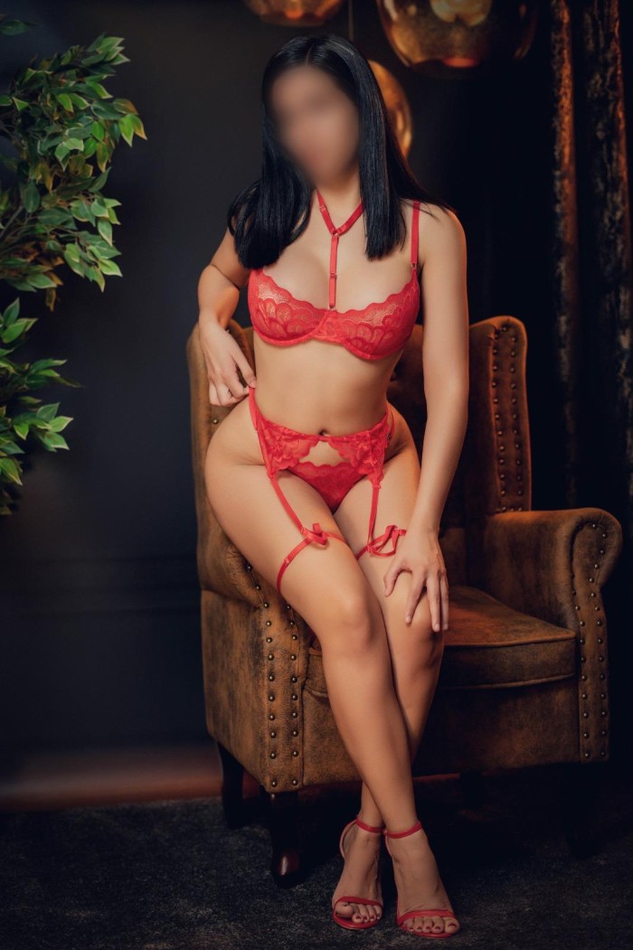 SOY TU CHICA LATINA SUPER SEXI 24HRS SOLO SALIDAS