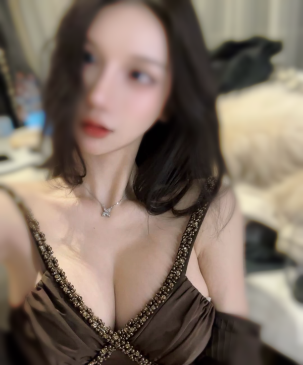 Nueva!!! Japonesa!!! Muy guapa !! Fiesta!!!