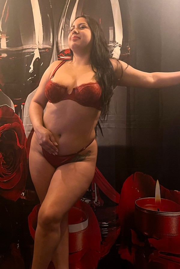 SARA JOVENCITA NOVEDAD CON GANAS DE CONQUISTARTE