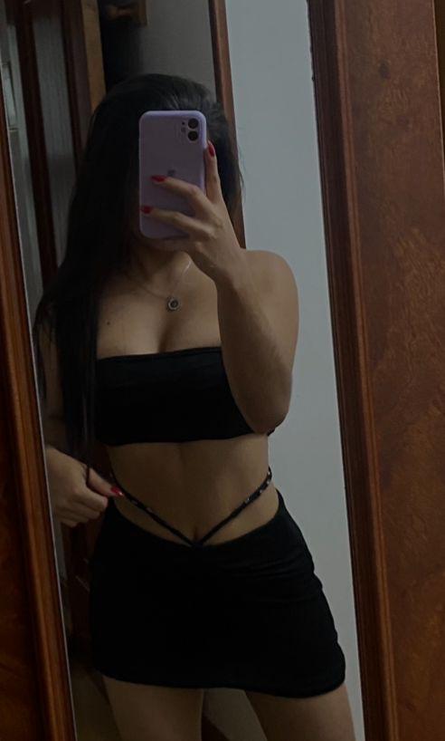 Colombiana teen muy cachonda y cañera