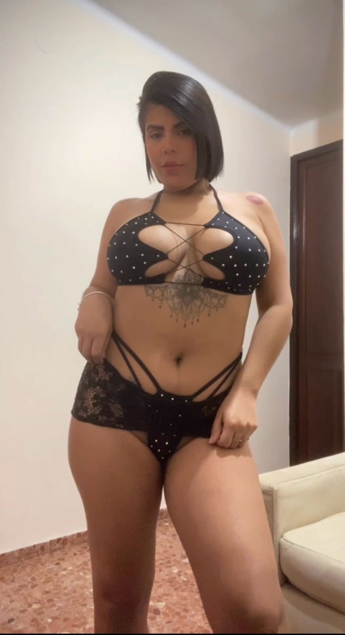 JUGUETONA Y FIESTERA SALIDAS 24 HORAS !!