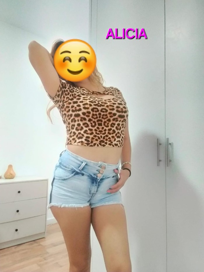 Tríos, lésbico real