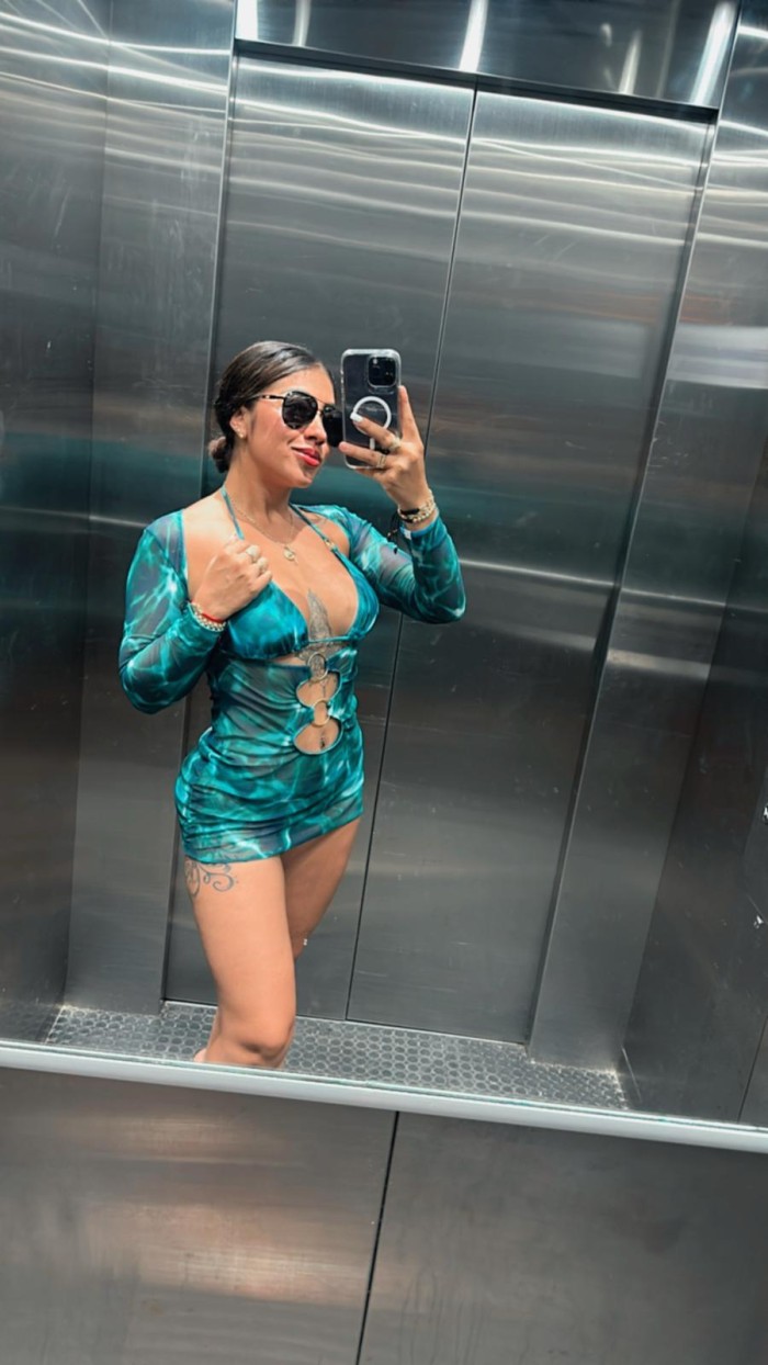 MIA COLOMBIANA SIMPATICA CON GANAS DE VERTE