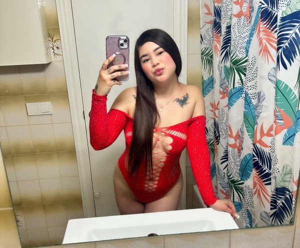 CALIENTE Y FIESTERA, NOS VEMOS AMOR??