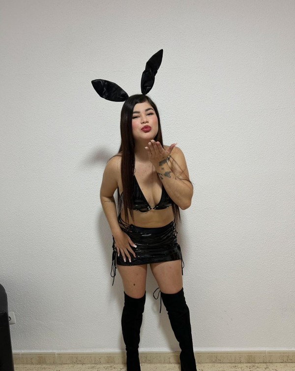 CALIENTE Y FIESTERA, NOS VEMOS AMOR??