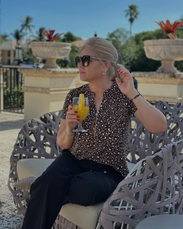 Masajes en camilla ,Terapéutico, sencitivo, lingam