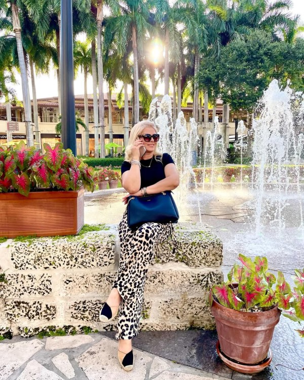 Masajes en camilla ,Terapéutico, sencitivo, lingam