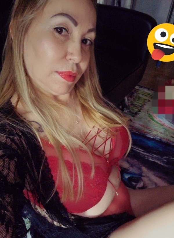 Entregada cachonda lo mejor que estabas buscando